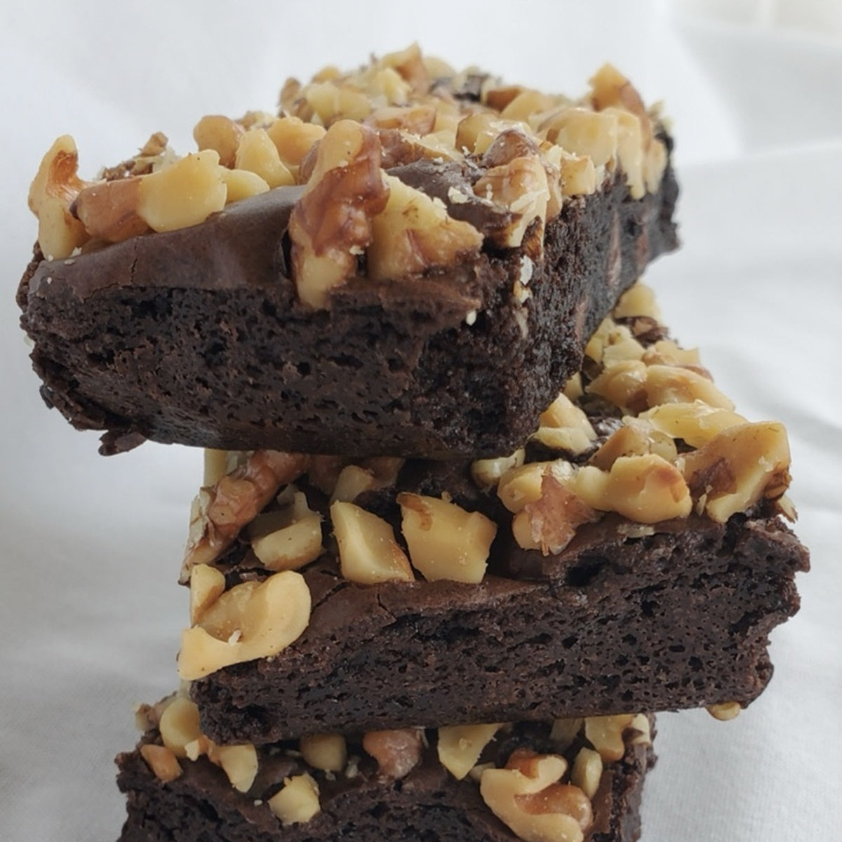 Classic Brownie w/Nuts